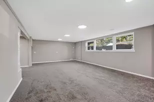 1900 Manchester Ave, Westchester, IL 60154 - Photo 14