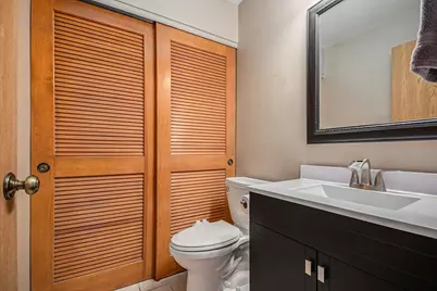 1870 N Wentworth Circle, Romeoville, IL 60446 - Photo 8