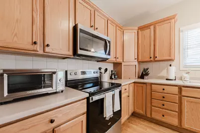 2133 Patriot Drive, Dekalb, IL 60115 - Photo 20