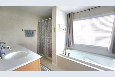 1204 Frederick Court, Elgin, IL 60120 - Photo 14