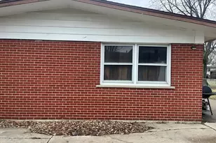 705 W Fitzhenry Ct, Glenwood, IL 60425 - Photo 20