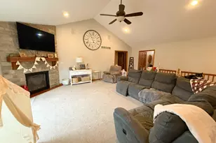 10052 Landmark Dr, Rock Falls, IL 61071 - Photo 12