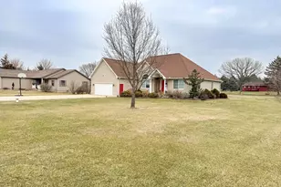 10052 Landmark Dr, Rock Falls, IL 61071 - Photo 2