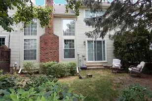2223 Seaver Ln, Hoffman Estates, IL 60169 - Photo 30