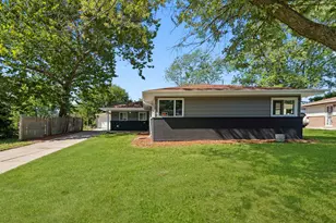 338 Farragut St, Park Forest, IL 60466 - Photo 1