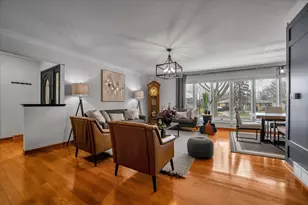 609 Trent Ln, Schaumburg, IL 60193 - Photo 4