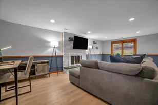 609 Trent Ln, Schaumburg, IL 60193 - Photo 14