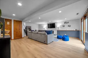 609 Trent Ln, Schaumburg, IL 60193 - Photo 16