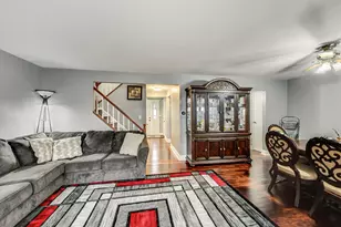 140 Pamela Dr, Bolingbrook, IL 60440 - Photo 6