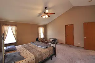 1458 S Wild Meadow Rd, Round Lake, IL 60073 - Photo 28