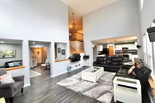 1458 S Wild Meadow Rd, Round Lake, IL 60073 - Photo 10