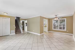 237 Commonwealth Dr, Bolingbrook, IL 60440 - Photo 8