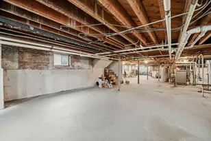 2600 W North Shore Ave, Chicago, IL 60645 - Photo 38