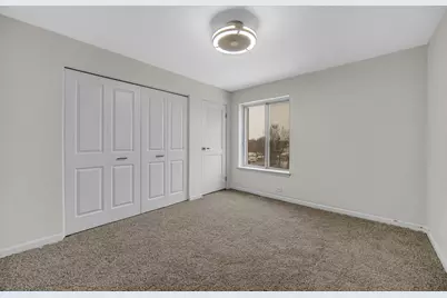 900 W Sunset Drive #405, Glenwood, IL 60425 - Photo 8