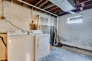 2130 W 71st Pl, Chicago, IL 60636 - Photo 20