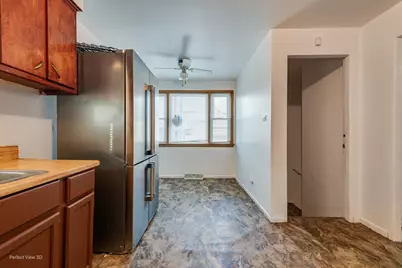 2130 W 71st Place, Chicago, IL 60636 - Photo 2