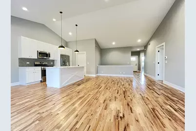 516 Cobblestone Circle, Harvard, IL 60033 - Photo 6