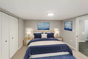 214 N Gay Ct, Glenwood, IL 60425 - Photo 10