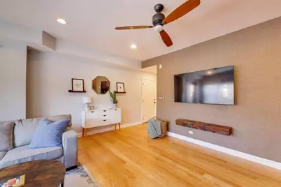 2537 N Hamlin Avenue #1S, Chicago, IL 60647 - Photo 6