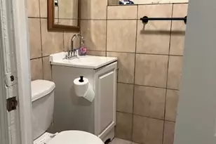 7927 S Burnham Ave, Chicago, IL 60617 - Photo 2