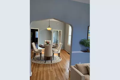 7927 S Burnham Avenue, Chicago, IL 60617 - Photo 8