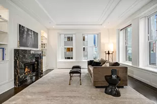 159 E Walton Pl, Chicago, IL 60611 - Photo 6