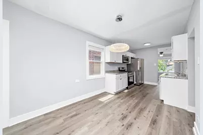 9132 S Saginaw Avenue, Chicago, IL 60617 - Photo 10