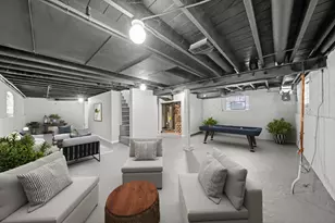 9132 S Saginaw Ave, Chicago, IL 60617 - Photo 24