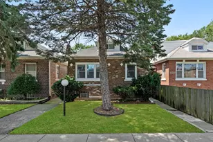 9132 S Saginaw Ave, Chicago, IL 60617 - Photo 42