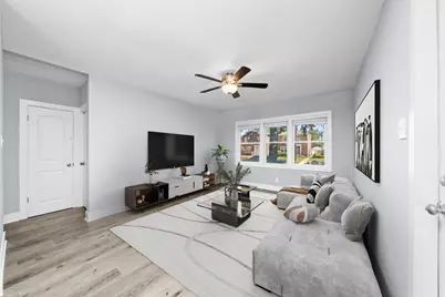 9132 S Saginaw Avenue, Chicago, IL 60617 - Photo 2