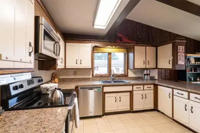 8126 203rd Avenue, Bristol, WI 53104 - Photo 20