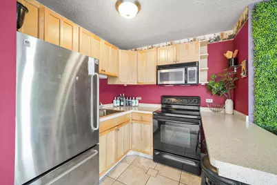 1122 N Clark Street #2202, Chicago, IL 60610 - Photo 4