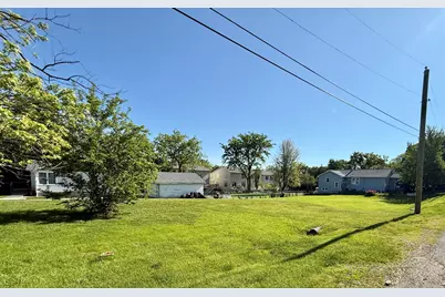 2160 Howard Avenue, Downers Grove, IL 60515 - Photo 2
