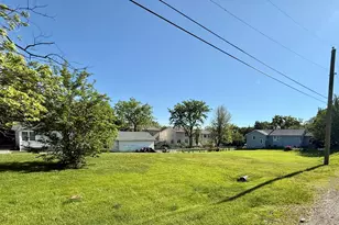 2160 Howard Ave, Downers Grove, IL 60515 - Photo 2