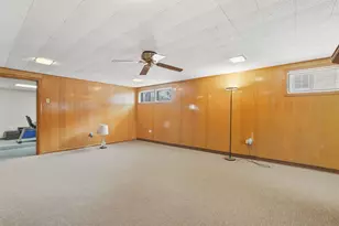 10551 Essex St, Westchester, IL 60154 - Photo 18