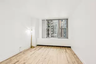 400 E Randolph St, Chicago, IL 60601 - Photo 8