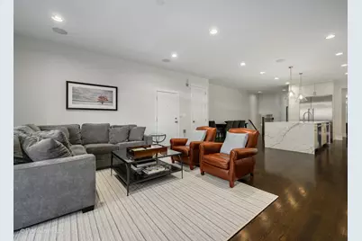 2018 W Lemoyne Street #1W, Chicago, IL 60622 - Photo 14