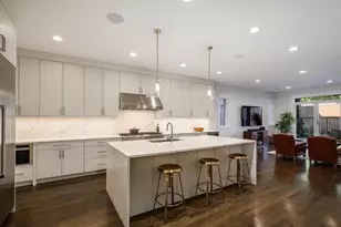 2018 W Le Moyne St, Chicago, IL 60622 - Photo 8