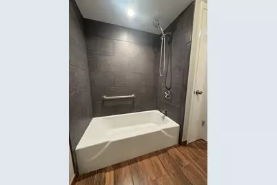 5484 W Higgins Avenue #GC, Chicago, IL 60630 - Photo 8