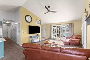 142 Sunrise Ct, Loda, IL 60948 - Photo 8