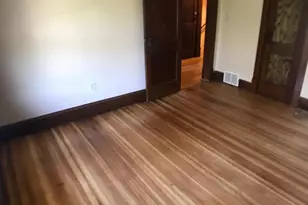 1110 S Main St, Bloomington, IL 61701 - Photo 6