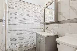 122 W Helen Rd, Palatine, IL 60067 - Photo 16