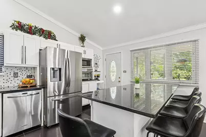 122 W Helen Road, Palatine, IL 60067 - Photo 10