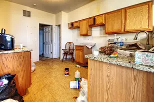 16432 Club Ct, Crest Hill, IL 60403 - Photo 6