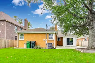 832 N Delphia Ave, Park Ridge, IL 60068 - Photo 24