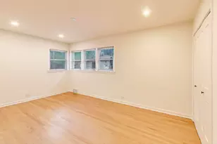 832 N Delphia Ave, Park Ridge, IL 60068 - Photo 10