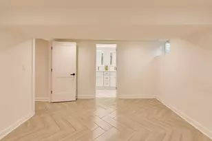 832 N Delphia Ave, Park Ridge, IL 60068 - Photo 20