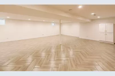 832 N Delphia Avenue, Park Ridge, IL 60068 - Photo 18