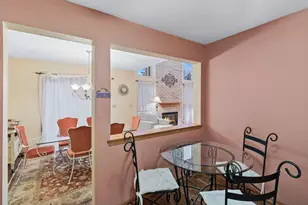 18 Peach Tree Ct, Algonquin, IL 60102 - Photo 8