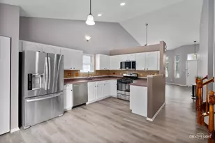 1713 Burshire Dr, Plainfield, IL 60586 - Photo 4